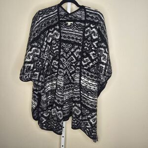 Lucky Brand One Size Black White Poncho Sweater Cardigan Tie Front Tassels